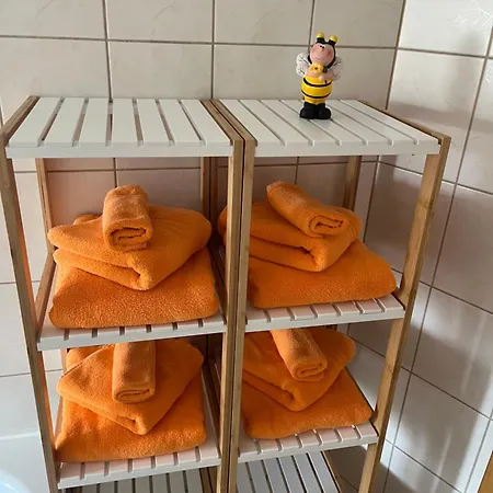 Paula 4 Personen Parkplatz Zentrale Lage Ruhige Nebenstraße, Dg Dessau-Rosslau